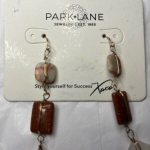 Park Lane Goldstone Agate and quartz Dangle Earrings on goldtone wire